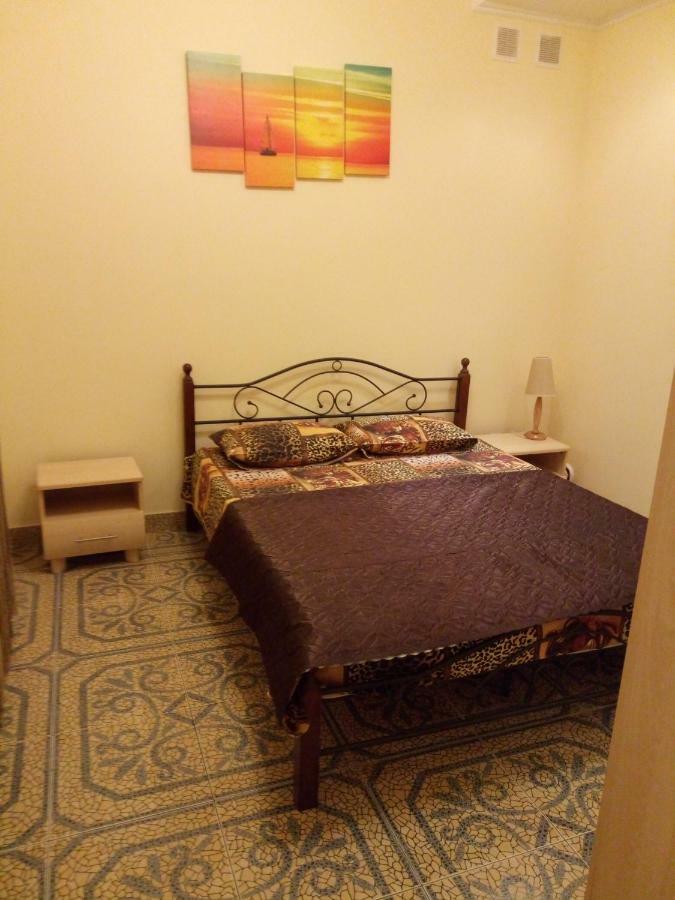 Apartaments Arkadiya Zaliznyy Port Exterior photo